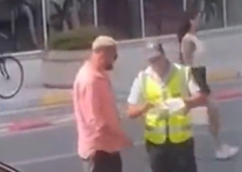 Luizin nuk e mbron dot fama/ Gjobitet nga policia për parkim të gabuar (VIDEO)