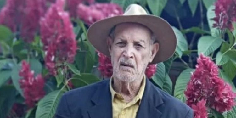 Vdes pak ditë para ditëlindjes së tij të 128-të, njeriu më i moshuar në botë