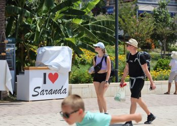 La Repubblica: Ja pse italianët zgjedhin Shqipërinë për pushime