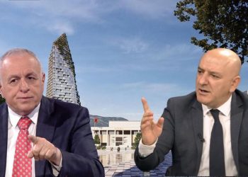 Dy fjalë shokut Tritan, servilit që leh si qen ndaj kujtdo që është armik i Saliut: Ti do mbahesh mend për kisha e xhamitë që prishe dhe preshin e Lushnjes