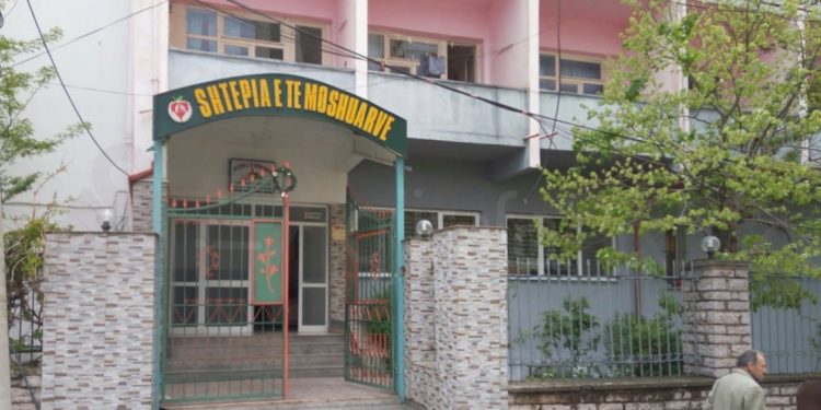 Gjirokastër, dy drejtorë të tjerë ndërrojnë vendet me njëri-tjetrin