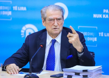 Refuzimi i darkës në Athinë, Berisha sulmon Presidentin: Zgjodhi interesat mafioze të Edi Ramës në vend të interesit europian të Shqipërisë