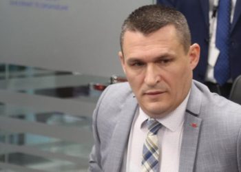 Lëviz me makinë të blinduar dhe grup policor. Kush po e kërcënon kreun e SPAK?