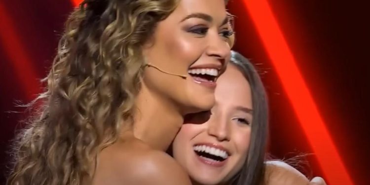 Emocionuese/ Shqiptarja konkuron në “The Voice Australia”, Rita Ora i flet shqip: Zemër si je? (VIDEO)