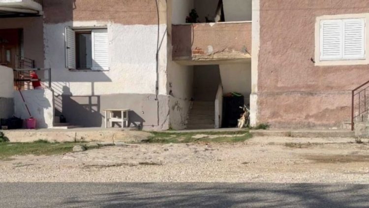 Përdhunimi që tronditi Finiqin, detaje të tjera monstruoze. Nëna e 25-vjeçares kishte helmuar 4 fëmijët e saj