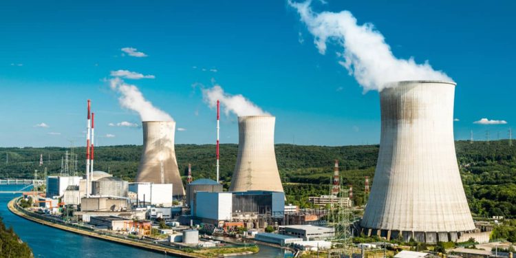 Mediat italiane: Në Shqipëri do ndërtohet Central Bërthamor