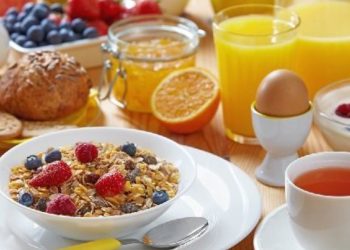 Gabimet që duhet të shmangni kur konsumoni mëngjesin tuaj
