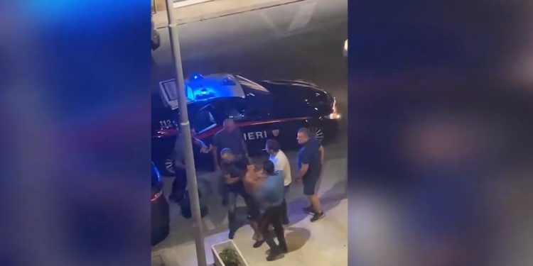 VIDEO/ Momenti i arrestimit të algjerianit që vrau punëtorin shqiptar në Itali