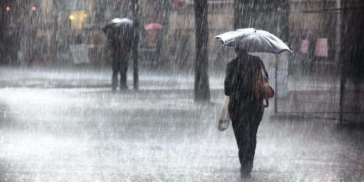 Sot priten stuhi dhe rrebeshe, Peleshi thirrje bashkive: Merrni masa për çdo emergjencë