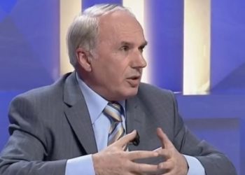 Një gjest anakronik dhe diversionist i kryeministrit grek