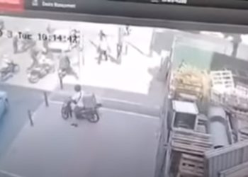 Pamje të rënda/ Momenti kur policia greke qëllon grabitësin shqiptar (VIDEO)