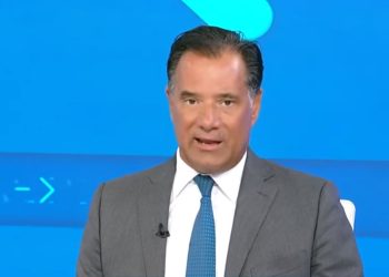 Me zë dhe figurë, kur ministri grek kërcënon Shqipërinë: Do ta paguani shtrenjtë nëse bëni zgjedhje të tjera në Himarë dhe po vazhduat të shkelni të drejtat e minoritetit në Vorio Epir (VIDEO)