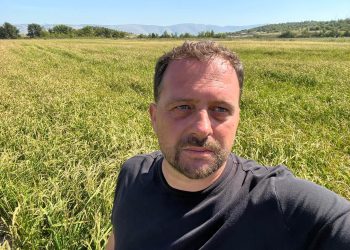 A nuk po i dëbojmë nga toka edhe njerëzit më punëtorë?