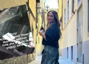 Gazetari akuzon Arbana Osmanin: Më ka thyer xhamin e makinës dhe refuzon të paguajë dëmin (VIDEO)