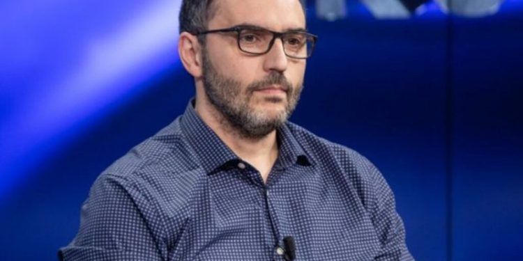 Arlind Qori: Edi Rama po të dojë, mund të fitojë dhe zgjedhjet brenda PD-së. Këta kanë marrë fund