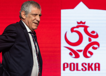 Trajneri i Polonisë bëhet gati për Shqipërinë: Kualifikohemi edhe me një barazim