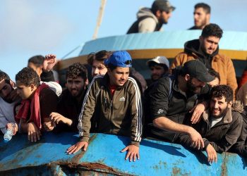 Greqia vë në punë edhe emigrantët e paligjshëm, ja kantieret ku do të përfshihen