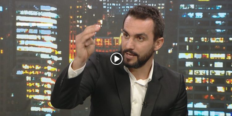 Adriatik Lapaj tregon pse vishet gjithmonë me dy ngjyra, të bardhë e të zezë