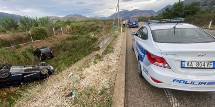 Aksident në rrugën Kardhiq-Sarandë, një i plagosur