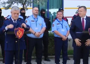 Pranga 233 shpërndarësve të drogës në të gjithë vendin (VIDEO)