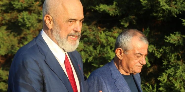 “Lëvizjet janë kozmetike, nuk ndryshojnë imazhin e sistemit”, BIRN: Skandalet e qeverisjes diktuan emërimet në kabinetin e Ramës