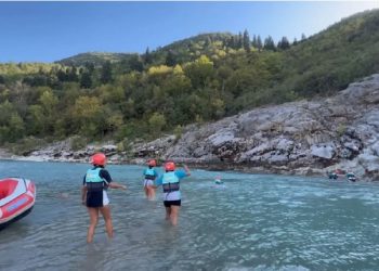 Turizmi i Vjosës/ Banorët flasin për turistët që u shtuan