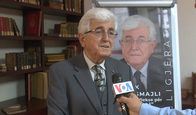 “Shqipja e rrezikuar tek arvanitasit në Greqi dhe arbëreshët në Itali”