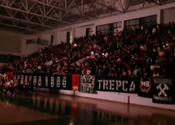 “Sa herë t’i afroheni Kosovës, do t’i hapni varre vetes”, tifozët mesazh Serbisë