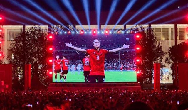 Jasir Asani: Dua t’i përqafoj të gjithë shqiptarët, pa dashurinë tuaj s’do kisha shënuar asnjë gol