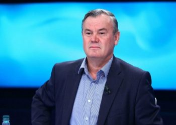 Zoti Mitsotakis, si do ta zgjidhësh “në mënyrë paqësore me Ramën”, punën e Fredi Belerit?!