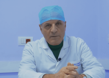 I mori mjekut 45 mijë euro nga banesa, në pranga një tjetër pastruese