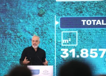 Edi Rama: Jemi vendi i fundit për vjedhje banesash në Europë, i kemi befasuar të gjithë. Anglia është kampione, thonë “na kanë ardhur shqiptarët këtu prandaj ka kaq shumë vjedhje”