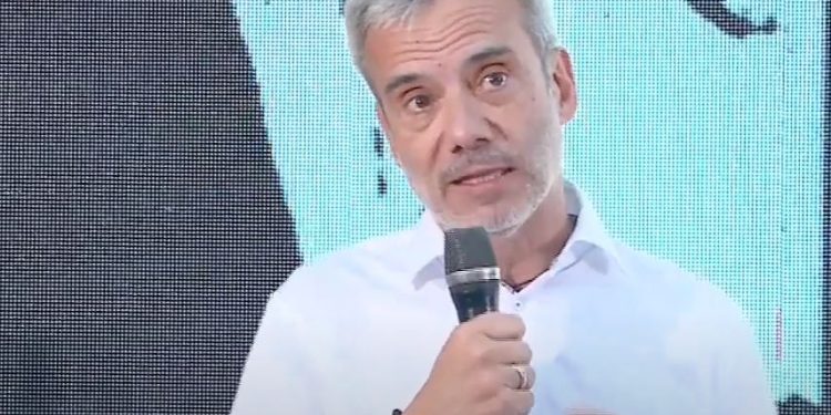 Bëri thirrje nacionaliste në Himarë në protestën për Belerin, humb zgjedhjet edhe kryebashkiaku i Selanikut