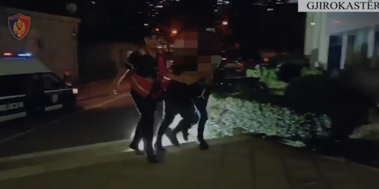 “Porosia” në Gjirokastër, 3 të arrestuar për transport kanabisi (VIDEO)