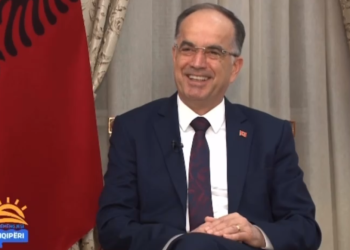 Presidenti Begaj: Kafen e pi pa sheqer sepse jam vetë sheqer (VIDEO)