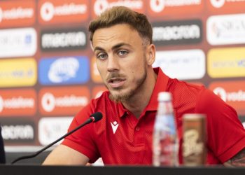 Seferi tregon çfarë i tha Silvinjos kur e përqafoi