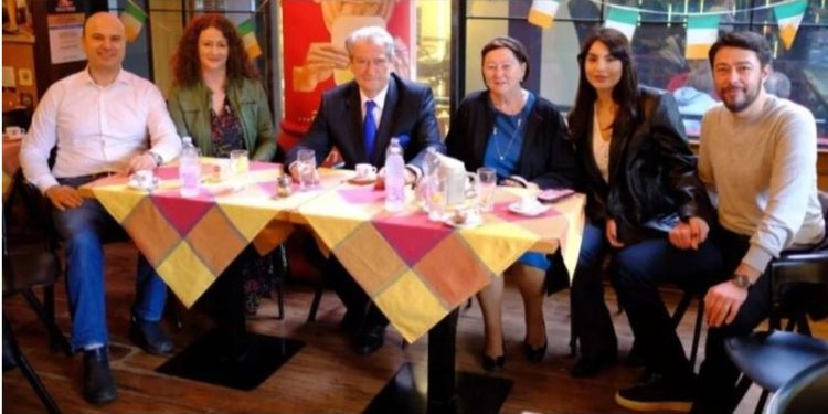 Artan Hoxha: Radhën e ka Shkëlzeni me Argitën, janë marrë paratë me çanta