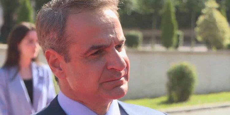 Mitsotakis “kërcënon” nga Tirana për Belerin: Lereni të betohet! Shpresoj ta zgjidhim miqësisht