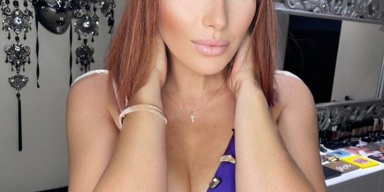 Leja e ciklit, gazetarja sulmon Erion Braçen: Populist, nuk janë sëmundje periodat