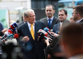 Berisha refuzon të paraqitet në SPAK: Të vijnë të më njoftojnë në vendin e punës