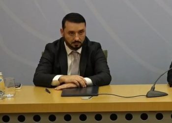 Denoncimi i rëndë i policit për kreun e ri të AMP: Më kërkoi të kaloja në kufi një mikun e tij të lidhur me krimin (FOTO)