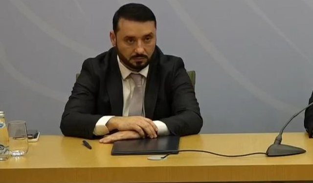 Denoncimi i rëndë i policit për kreun e ri të AMP: Më kërkoi të kaloja në kufi një mikun e tij të lidhur me krimin (FOTO)