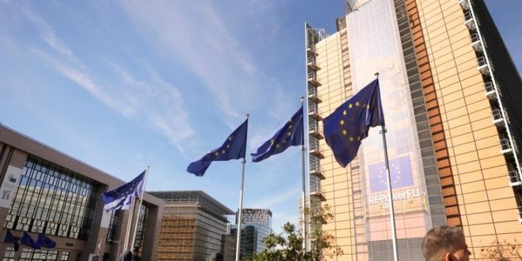 Miratohet ndryshimi, aplikimet për vizat në zonën Schengen do të bëhen përmes një platforme online