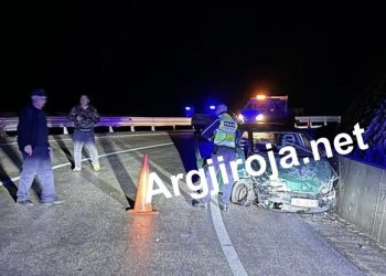 Babë e bijë aksidentohen pranë tunelit të rrugës Kardhiq-Delvinë (Emrat)