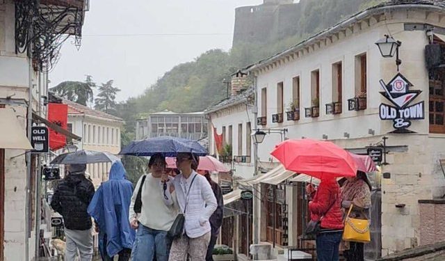 Reshje intensive në Gjirokastër, 3 banesa u rrezikuan nga vërshimi i ujërave