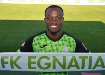 Vdiq në fushë, si i shpërfilli sulmuesi i kampionatit shqiptar këshillat e mjekëve për të hequr dorë nga futbolli