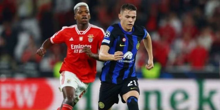 “Një polic të cilin shokët nuk e dëgjojnë”, nota e Asllanit në ndeshjen me Benfican