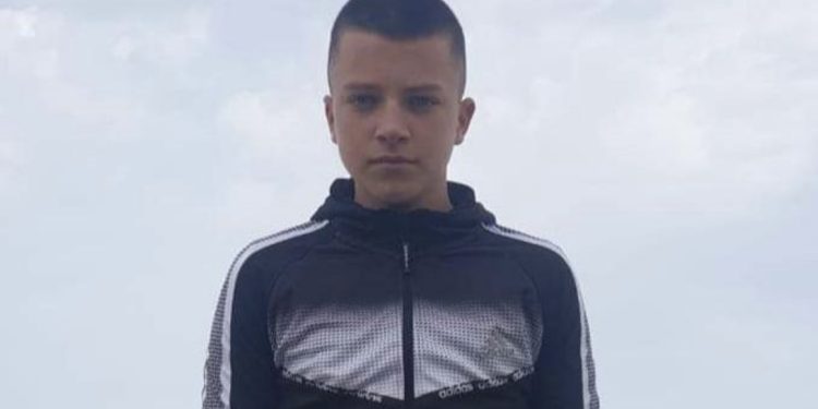 Tragjike/ Vdes në spital 14-vjeçari nga Saranda. Disa ditë qëndroi në spital pas aksidentit me makinë