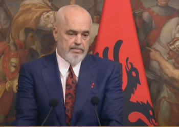 “Kur Italia thërret, Shqipëria përgjigjet”, Rama njofton kampin e madh të refugjatëve në Shëngjin