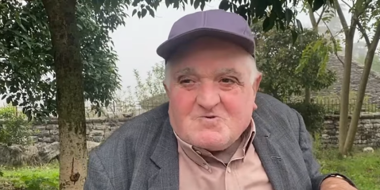 Qëndisi me gurë Gjirokastrën/ Mjeshtri Bezhani: Të rinjtë nuk e duan më si zanat